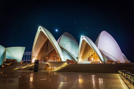 Téléchargez les photos : Opéra de Sydney et Night Star. Lieu de tournage : Australie, Sydney - en image libre de droit