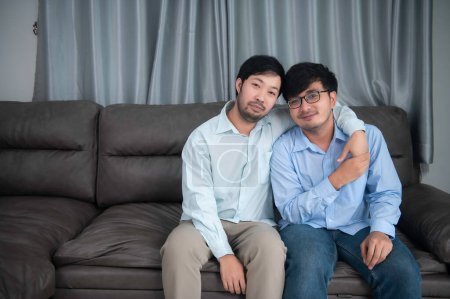 Téléchargez les photos : Couple of gay man with man,LGBT pride month concept - en image libre de droit