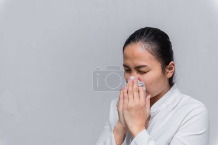Photo for Asian woman business in city of thailand,A girl wearing protection medical mask covid-19 or coronavirus from Infected person,corona protected Help protect For world and people stop virus warning - Royalty Free Image