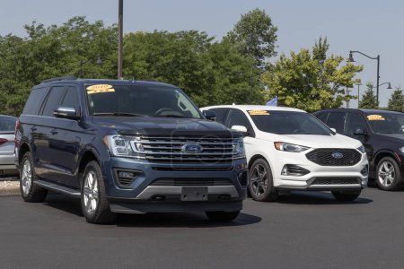 Photo for Brownsburg - June 24, 2023: Used Ford car display at a dealership. With supply issues, Ford is relying on pre-owned car sales to meet demand. - Royalty Free Image