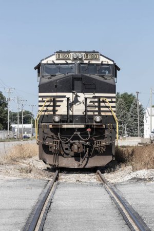 Téléchargez les photos : Kokomo - 14 juillet 2023 : Norfolk Southern Railway Engine Train. NS est un chemin de fer de classe I aux États-Unis et est répertorié comme NSC. - en image libre de droit