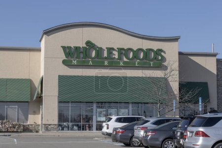 Foto de Mason - 23 de noviembre de 2023: Whole Foods Market. Whole Foods Market ofrece alimentos y comestibles locales, orgánicos y de origen vegetal. - Imagen libre de derechos
