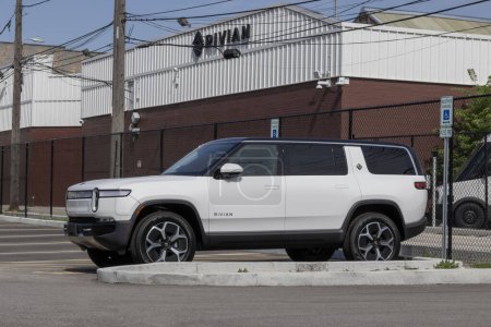 Photo for Chicago - May 12, 2024: Rivian R1S SUV display. Rivian offers the R1S in Adventure, Adventure All-Terrain and Launch editions. MY:2024 - Royalty Free Image