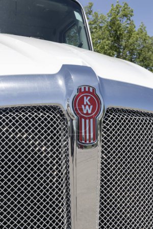 Photo for Huber Heights - May 31, 2024: Kenworth T680 tractor truck. Kenworth offers the T680 with a PACCAR MX-13 12.9L engine with up to 1,850 lb-ft of torque. - Royalty Free Image