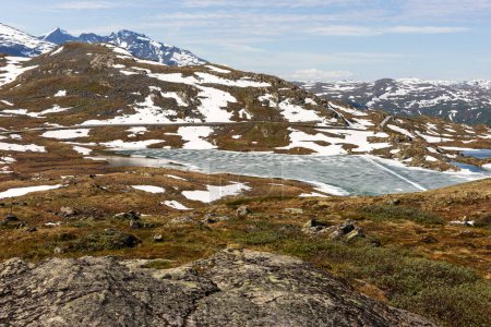 Téléchargez les photos : Beau paysage norvégien. Montagnes dans le parc national Jotunheimen - en image libre de droit