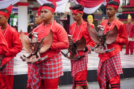 Téléchargez les photos : Indonesian bring national symbol, garuda pancasila - en image libre de droit
