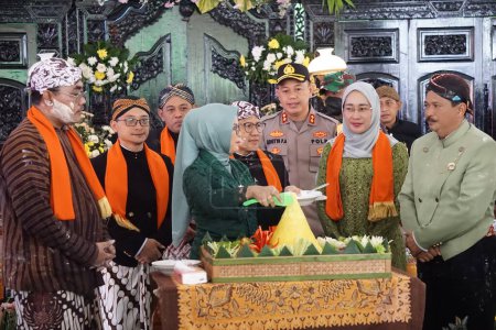 Foto de Siraman gong kyai pradah ceremony. This ceremony is one of the Indonesian intangible cultural heritage - Imagen libre de derechos