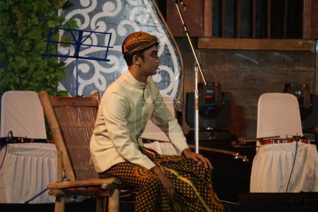 Téléchargez les photos : Situs ndalem pojok theater. Ce théâtre raconte la vie de Soekarno (premier président indonésien) de l'enfance à l'âge adulte - en image libre de droit