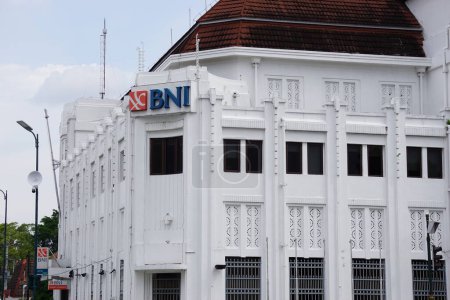 Téléchargez les photos : Bâtiment patrimonial Bank Indonesia à Malioboro, Yogyakarta. Bank Indonesia est l'une des banques indonésiennes - en image libre de droit
