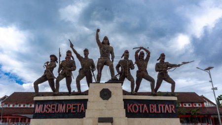 Foto de Monumento a PETA como símbolo de la lucha de Indonesia contra Japón liderada por Soedanco Soepriyadi. - Imagen libre de derechos
