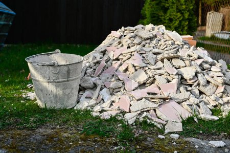 Foto de A pile of waste created after the house was demolished - Imagen libre de derechos