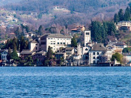 Orta San Giulio, Italien: ein Dorf auf halbem Weg am Ostufer des Orta-Sees