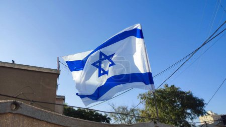 Téléchargez les photos : Drapeau bleu blanc d'Israël, étoile symbole israélien de Magen David. Photo de haute qualité - en image libre de droit