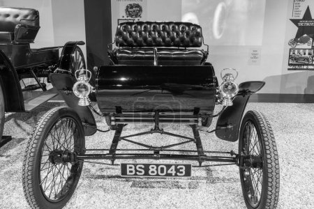 Foto de Sparkford.Somerset.Reino Unido.26 de marzo de 2023.Un Oldsmobile Model R de 1903 se exhibe en el Haynes Motor Museum de Somerset - Imagen libre de derechos
