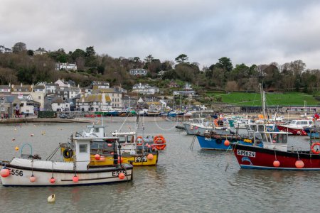 Landschaftsbild von Lyme Regis Hafen in Dorset