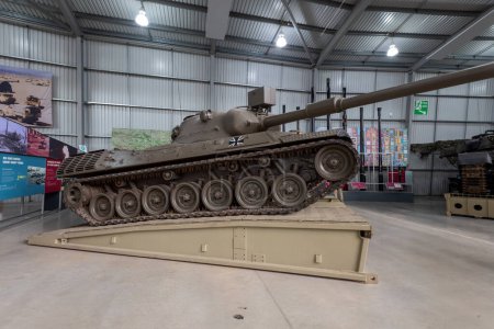 Foto de Bovington.Dorset.Reino Unido.08 de agosto de 2023.Un tanque de leopardo de la década de 1960 se exhibe en el Museo del Tanque en Dorset - Imagen libre de derechos