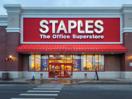 Photo for New Hartford, New York - Jan 27, 2023: Landscape Close-up View of Staples The Office Superstore Building Entrance and Signage. - Royalty Free Image