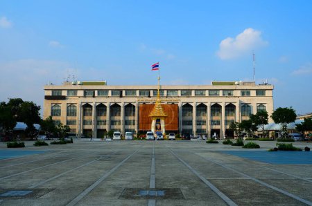 Photo for BANGKOK, THAILAND - OCTOBER 31, 2017: The First Bangkok City Hall or Bangkok Metropolitan Administration Headquarter, located on Dinso road, Bangkok. It's landmark of Thailand. - Royalty Free Image