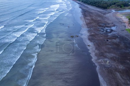Images Aériennes de la plage de Harnai à Dapoli, située à 200 km de Pune sur la côte ouest du Maharashtra Inde.