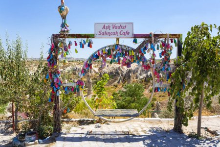 Téléchargez les photos : La célèbre Vallée de l'Amour, Ask Vadisi, à Goreme, en Cappadoce, Turquie - en image libre de droit
