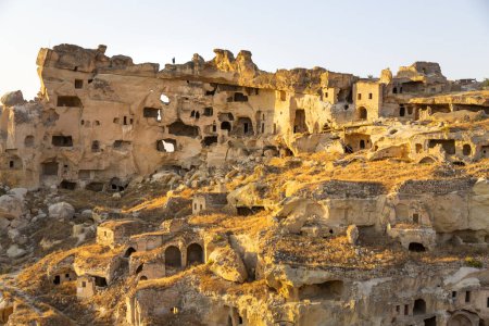 Téléchargez les photos : Beau paysage aperçu de Cavusin en Cappadoce, Turkiye - en image libre de droit