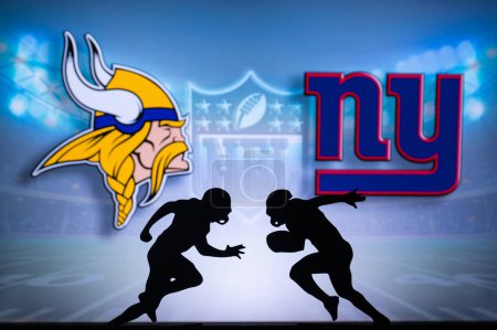 Téléchargez les photos : MINNESOTA, USA, JANUARY 10, 2023: New York Giants vs. Minnesota Vikings. NFL Wild Card Round 2023, Silhouette of two NFL American Football Players against each other. Big screen in background - en image libre de droit