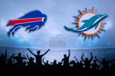 Foto de BUFFALO, USA, JANUARY 10, 2023: Miami Dolphins vs. Buffalo Bills. NFL Wild Card Round 2023, Silhouette of fans supporting the team and cheering for the players during the game. - Imagen libre de derechos