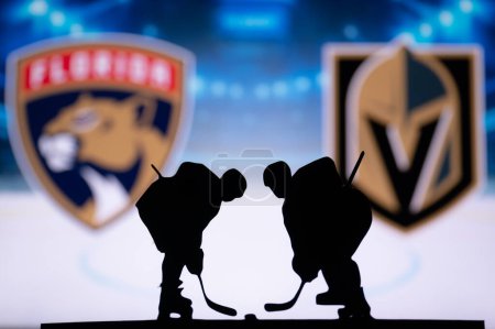 Foto de LAS VEGAS, EE.UU., 31 de mayo de 2023: Gloria sobre el hielo: Florida Panthers vs. Vegas Golden Knights Batalla por la Copa Stanley - Imagen libre de derechos