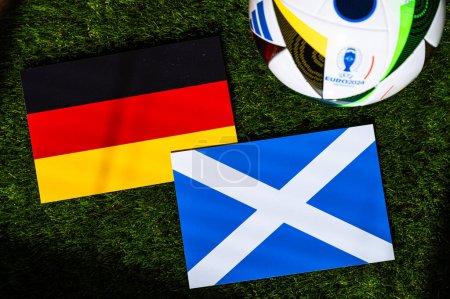 Téléchargez les photos : Allemagne vs Ecosse, Euro 2024 Match de football du Groupe A à Fuball Arena Mnchen, Munich, 14 juin 2024, ballon officiel sur herbe verte - en image libre de droit