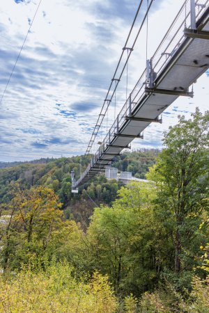 Téléchargez les photos : Titan RT Pont suspendu et balançoire Giga à Elbingerode, Oberharz am Brocken en Saxe-Anhalt Harz en Allemagne - en image libre de droit