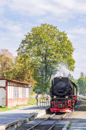 Téléchargez les photos : Drei Annen Hohne, Allemagne - 13 septembre 2022 : Le train à vapeur Brockenbahn entre Werningerode et Brocken à Oberharz am Brocken en Saxe-Anhalt Harz en Allemagne - en image libre de droit