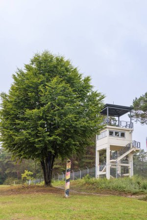 Téléchargez les photos : Geisa, Allemagne - 14 septembre 2022 : Watchtower Museum Point Alpha Base militaire américaine à Geisa à Thuringen en Allemagne - en image libre de droit