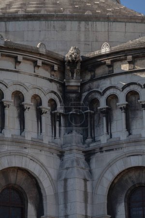 Téléchargez les photos : Détails de la basilique du Sacré-cœur à Paris, France - en image libre de droit