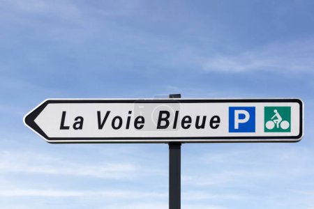 Señal de tráfico direccional para la calzada Moselle-Saone en Francia