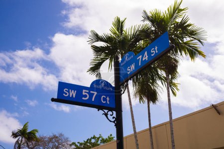Foto de Centro Sur de Miami calle señalización paisaje urbano - Imagen libre de derechos