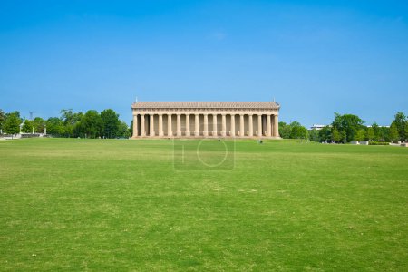 Foto de Replica del Partenón en el popular Centennial Park en Nashville, Tennessee - Imagen libre de derechos