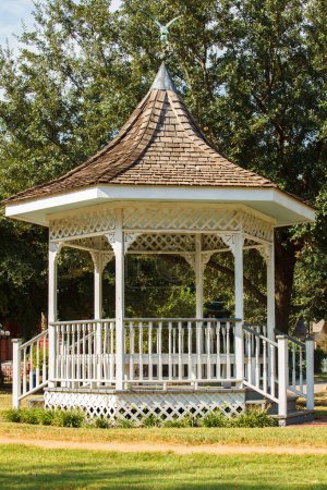 Photo for Wooden gazebo in a city neighborhood park - Royalty Free Image