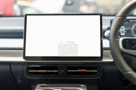 Téléchargez les photos : Découvrez l'avenir de la technologie automobile avec notre écran d'affichage numérique maquette blanc ornant le tableau de bord élégant d'une voiture moderne - en image libre de droit