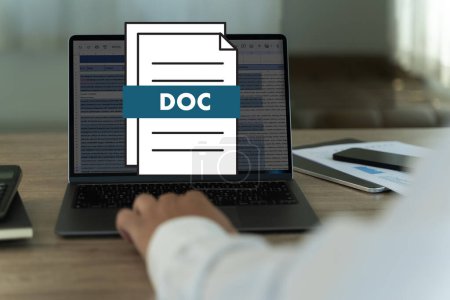Google Doc sur ordinateur portable affichant des documents professionnels Analyse de données Google Docs