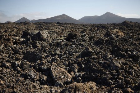 Vulkangestein. Erstarrte Lava nach dem Ausbruch von Vulkanen auf der Insel Lanzarote (Spanien))