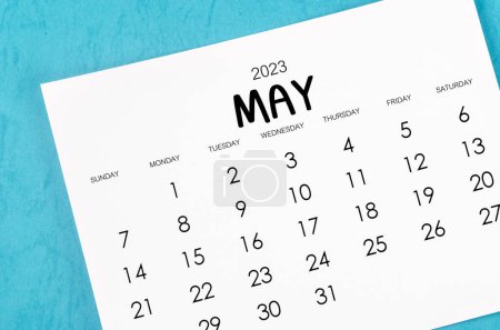 Mai 2023 Monatskalender für 2023 Jahr auf blauem Hintergrund.