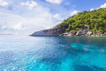 Téléchargez les photos : Les îles Similan sont un magnifique parc national de la mer d'andaman, Thaïlande. - en image libre de droit