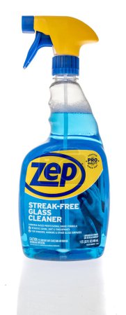 Foto de Winneconne, WI - 12 December 2022: A bottle of Zep glass cleaner on an isolated background. - Imagen libre de derechos