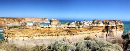 The Razorback, a rock formation at the Loch Ard Gorge viewpoint in the Port Campbell National Park at the Great Ocean Road in Victoria, Australia.