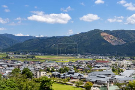Foto de Vista de Maruoka desde el castillo de Maruoka, Sakai, prefectura de Fukui, Japón. - Imagen libre de derechos