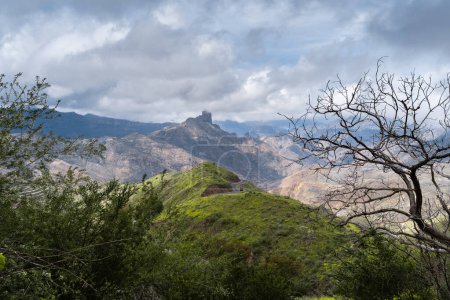 Blick auf den Felsen von Bentayga auf Gran Canaria. Gran Canaria. Kanarische Inseln