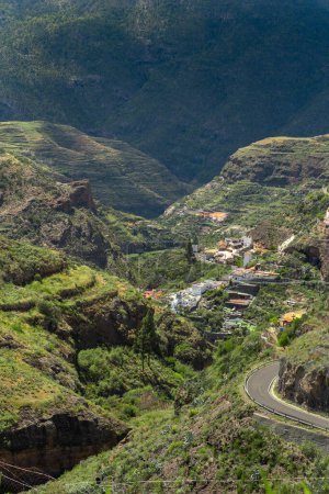 vue panoramique sur la ville de Juncalillo au milieu des montagnes. Gldar. Gran Canaria. Îles Canaries. Espagne