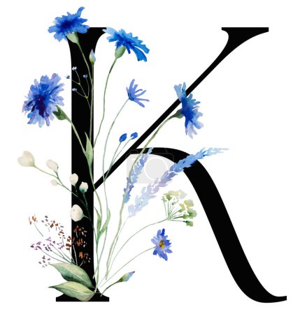 Téléchargez les photos : Lettre noire K avec aquarelle bleuets et fleurs sauvages qith vert feuilles bouquet illustration isolée. Alphabet Element pour la papeterie de mariage et de salutation - en image libre de droit