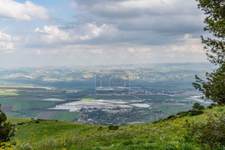 Blick auf das Harod-Tal und das Jezreel-Tal vom Gilboa-Gebirge in Israel.