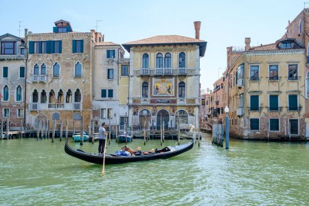 Foto de Canales de Venecia Italia durante el verano en Europa, Arquitectura y monumentos de Venecia. Italia Europa junio 2020. - Imagen libre de derechos